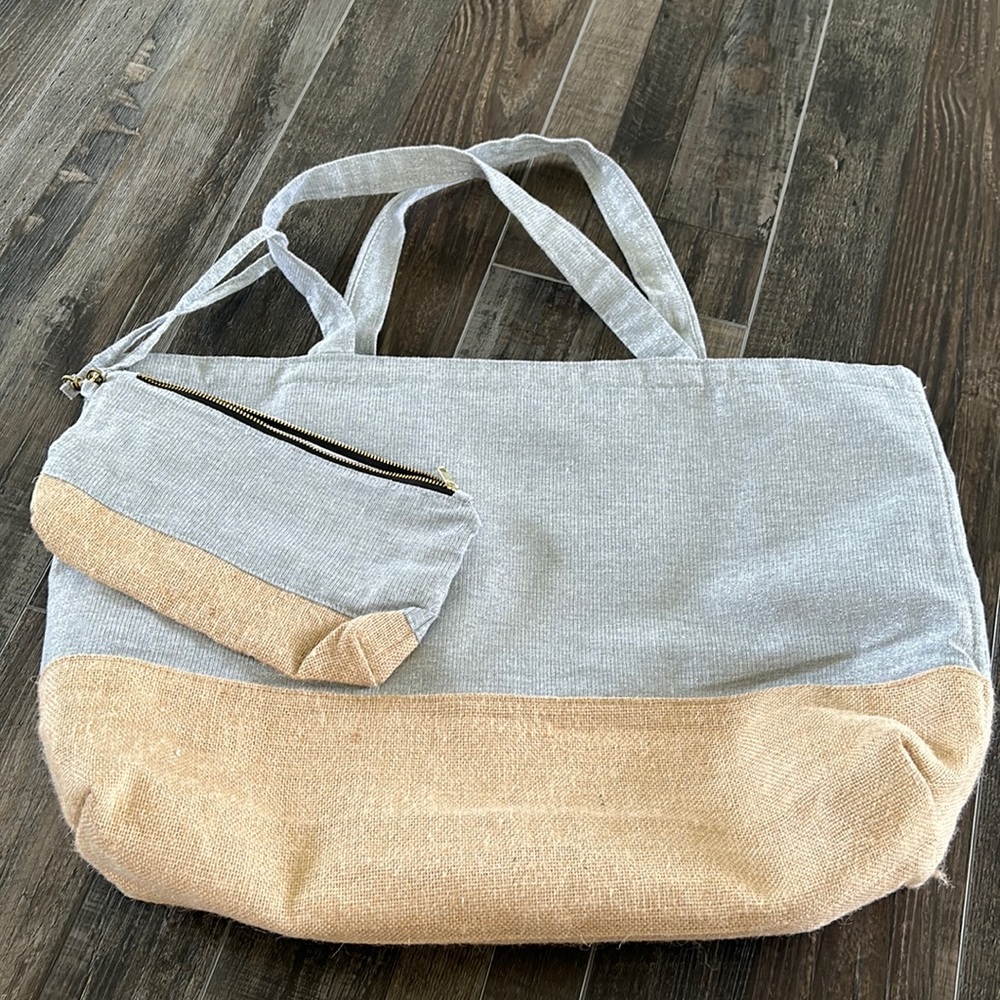Chicos Summer Jute Tote and wristlet